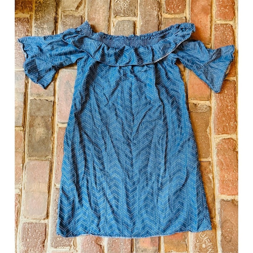 VIVI by Violet Weekend Off Shoulder Ruffle Denim Dress S Beth Dutton chambray